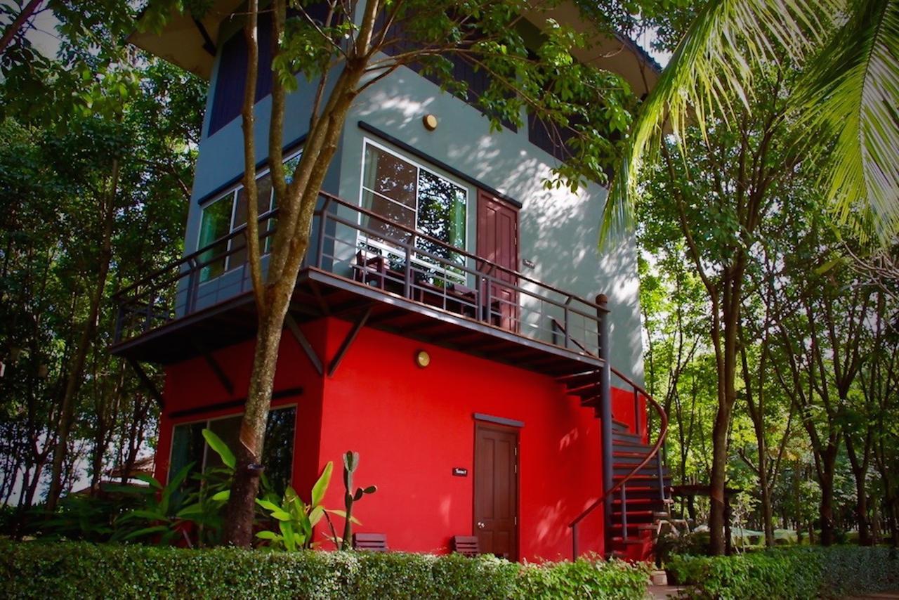 Singha Rubber Tree Hotell Ban Huai Maenam Noi Eksteriør bilde