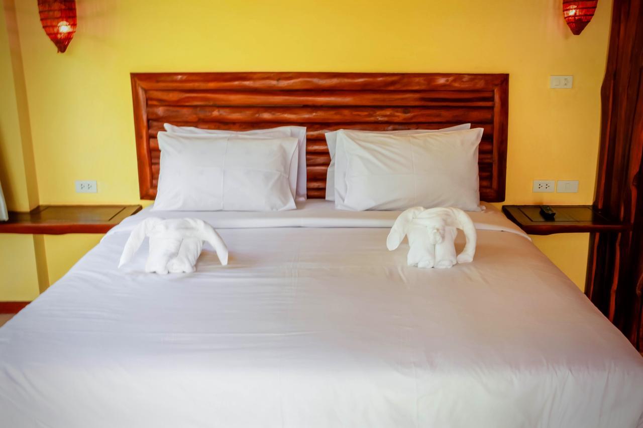 Singha Rubber Tree Hotell Ban Huai Maenam Noi Eksteriør bilde